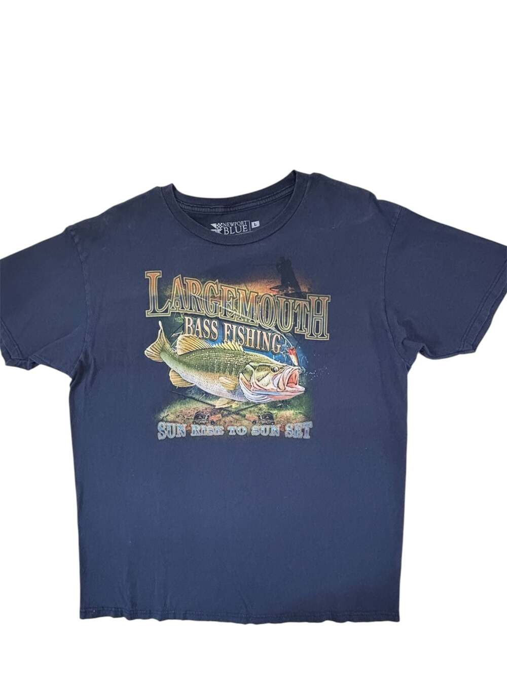 Newport Blue Largemouth Bass Fishing Sun Rise to Sun Set T-Shirt Size Large
